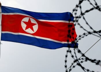 Satélite da Coreia do Norte cai no mar; há mais lançamentos previstos