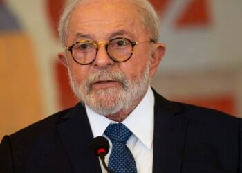 Lula conversa com papa sobre guerra na Ucrânia e combate à fome