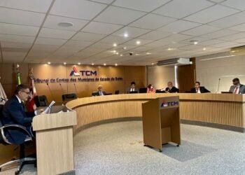 TCM baiano aprova contas de 4 prefeitos e rejeita de um ex