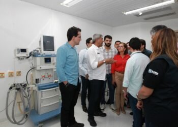 Governador visita Hospital Geral de Santo Antônio de Jesus, nesta sexta (23)