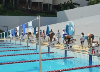 Piscina Olímpica da Bahia recebe 350 atletas para o Campeonato Baiano de Inverno de Natação Mirim a Sênior