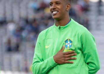 CBF aciona Fifa após racismo contra Robert Renan no Mundial Sub-20