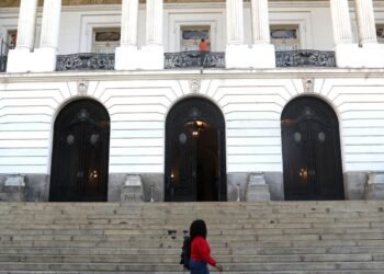 Roteiro a pé resgata memória LGBTQIA+ no centro do Rio