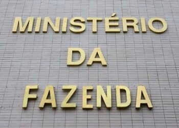 Fazenda elevará projeção de crescimento do PIB para 2,5% a 3%