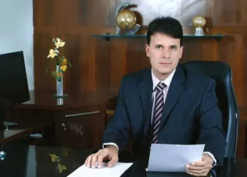 Ex-prefeito baiano tem pena de prisão reduzida de quase 8 anos para a 5 anos anos de de prisão