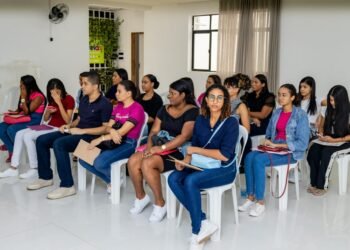 Selecionados da 3ª etapa do Programa Seguindo em Frente chegam a última etapa – Prefeitura Municipal de Candeias.