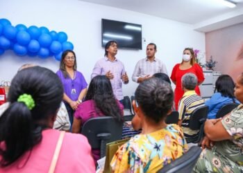 Em dia comemorativo, Clínica Ver Melhor entrega óculos a pacientes – Prefeitura Municipal de Candeias.