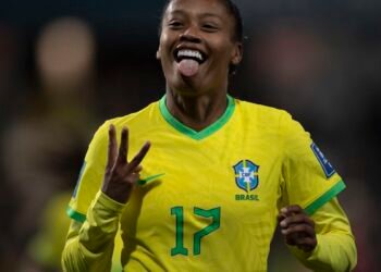 Com show de Ary Borges, Brasil faz 4 a 0 no Panamá em estreia na Copa