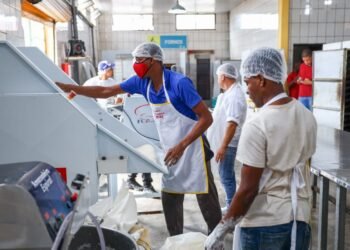 Prefeitura de Candeias oferece curso de panificação para famílias atendidas pelo CRAS – Prefeitura Municipal de Candeias.