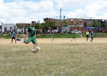Copa de Futebol Binho do Quilombo realiza duas partidas neste domingo (13); confira – Prefeitura de Simões Filho