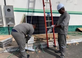 Prefeitura inicia instalação do sistema fotovoltaico no Complexo Educacional Padre Luiz Palmeira – Prefeitura de Simões Filho