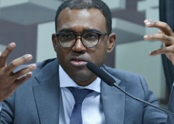 Educação pública me permitiu chegar aqui, diz novo diretor do BC