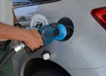 Gasolina já é vendida a R$ 6,60 na Bahia; a mais barata R$ 5,69