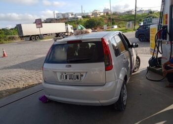 PRF prende dois motoristas por embriaguez e direção perigosa na Bahia