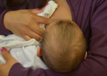 os desafios de mães neurodivergentes