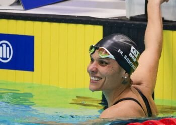 Natação: Carol Santiago é ouro, o 1º do Brasil no Mundial Paralímpico