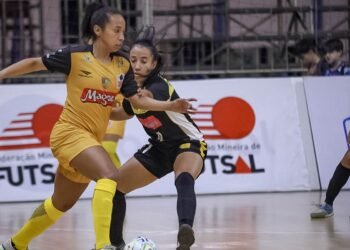 Futsal abre portas e fomenta o futebol de meninas e mulheres no Brasil