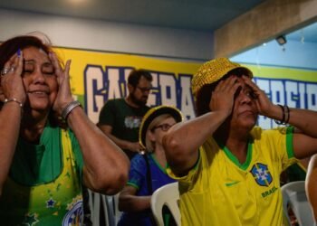 Eliminação da seleção feminina decepciona torcedoras