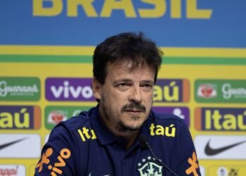 Diniz faz primeira convocação para Eliminatórias da Copa do Mundo 2026
