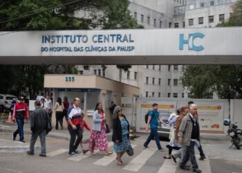 Princípio de incêndio atinge torre de resfriamento do Incor em SP