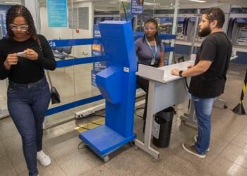 Estudo aponta mais de 1 mil anúncios falsos sobre o Desenrola