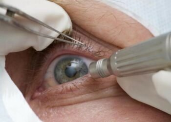 Oftalmologistas alertam para risco de suplementos com promessa de cura