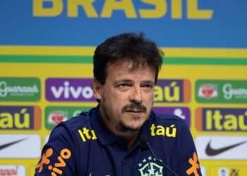 Diniz convoca Seleção praticamente sem mudanças para as eliminatórias