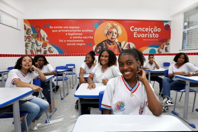 Rede estadual inicia ano letivo na próxima segunda-feira (6) com mais de 660 mil estudantes