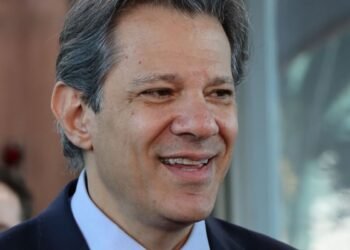 Haddad comemora crescimento do PIB superior ao projetado