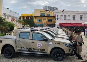 Dezessete viaturas da PM são entregues na Região Sul