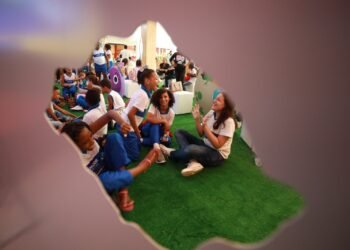 Detran leva ação educativa para o shopping na Semana Nacional do Trânsito