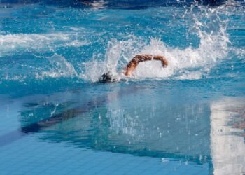 Nadadora baiana conquista medalha inédita nos Jogos da Juventude