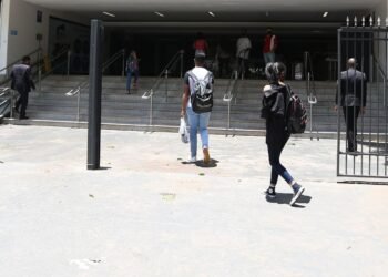 Projeto de lei prevê volta dos parcelamentos de dívidas do Fies