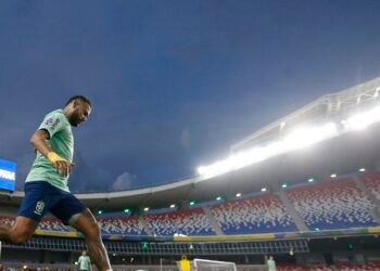 De técnico novo, seleção estreia nas Eliminatórias para a Copa de 2026