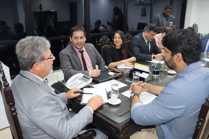 Bahia e Secretaria Nacional de Políticas Penais fortalecem ações conjuntas de segurança