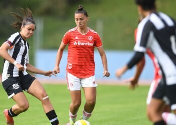 Migrações concentram futuro do futebol feminino no Sul e Sudeste