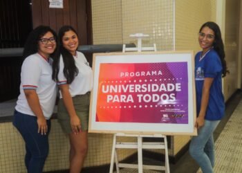 Aulões do Enem promovidos pela SEC devem alcançar mais de 17 mil estudantes em 140 escolas, neste sábado (23)