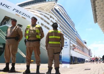 Operação Navio garante a segurança de mais de cinco mil turistas que desembarcam em Salvador