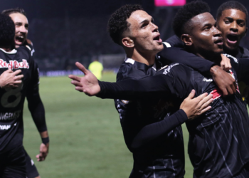 Bragantino assume vice-liderança do Brasileiro após superar Palmeiras