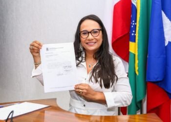 Agentes Comunitários de Saúde e Endemias colam grau após formação técnica – Prefeitura Municipal de Candeias.