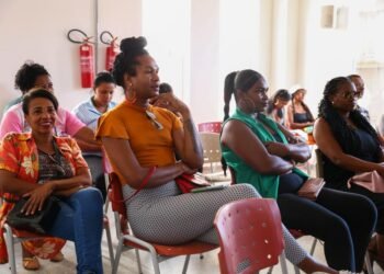 Artistas e fazedores de cultura se reúnem para discutir políticas públicas na Pré-Conferência de Cultura – Prefeitura Municipal de Candeias.