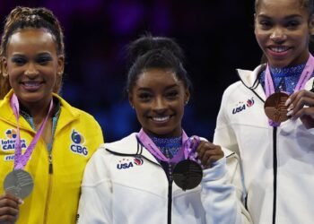 Rebeca Andrade conquista prata no Mundial de Ginástica Artística