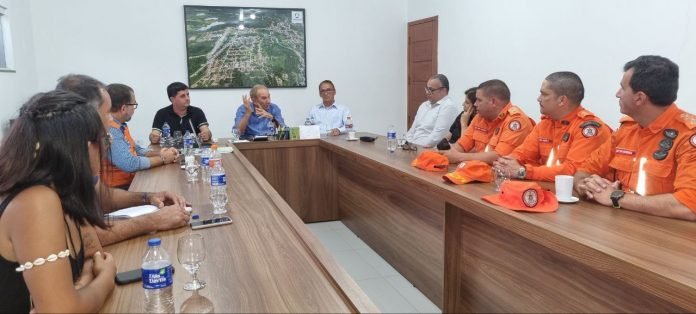 Bahia Sem Fogo: brigadas voluntárias são beneficiadas com EPIs e EPCs na Chapada Diamantina Bahia Sem Fogo: brigadas voluntárias são beneficiadas com EPIs e EPCs na Chapada Diamantina