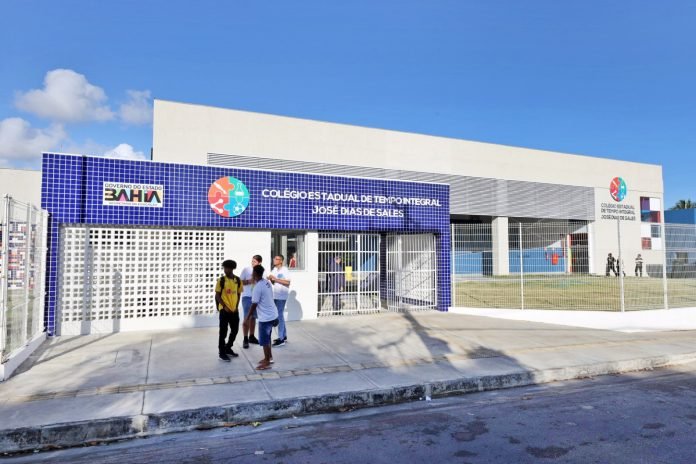 colégio em Jardim Cajazeiras_Salvador