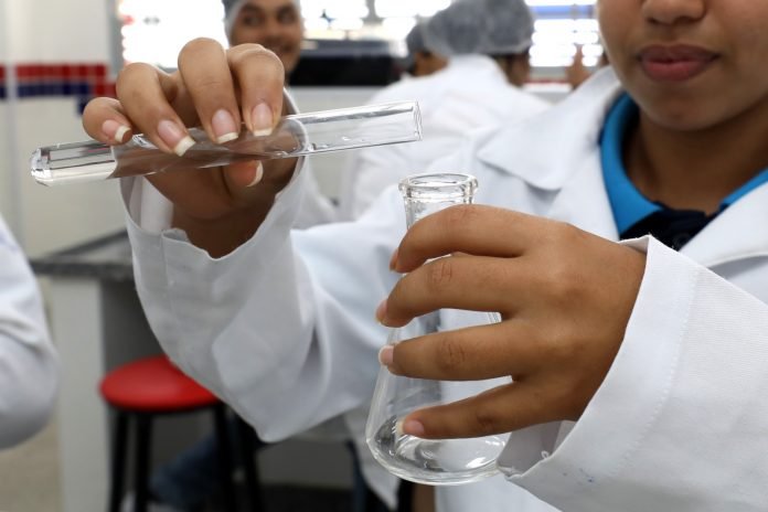 Ciência escolas