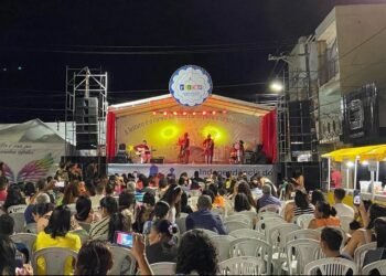 Estudantes participam de festa e festivais literários em Capela do Alto Alegre, Rio de Contas e Paulo Afonso