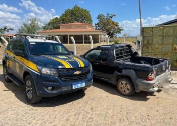 PRF recupera Strada e motocicleta que apresentavam adulterações na Bahia