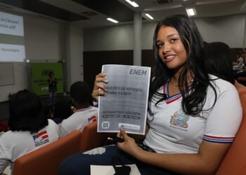 Na reta final para o Enem, estudantes dividem tempo entre revisões e atividades relaxantes