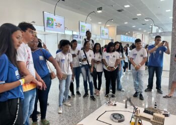 Estudantes participam do maior evento de robótica e inteligência artificial da América Latina, o Robótica 2023