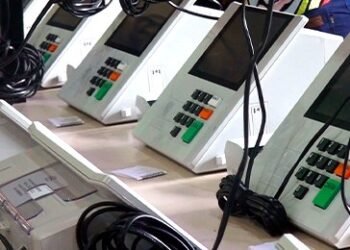 Brasileiros elegem conselheiros tutelares; Bahia utiliza urnas eletrônicas